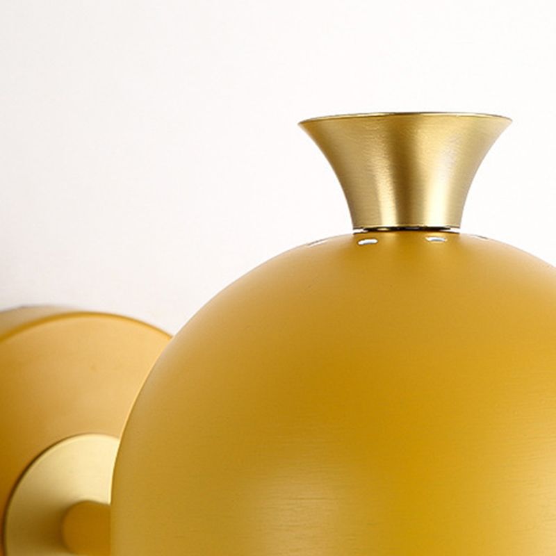 Modern Metal Wall Mount Lamp Bedroom Wall Lighting Fixture with 1 Light