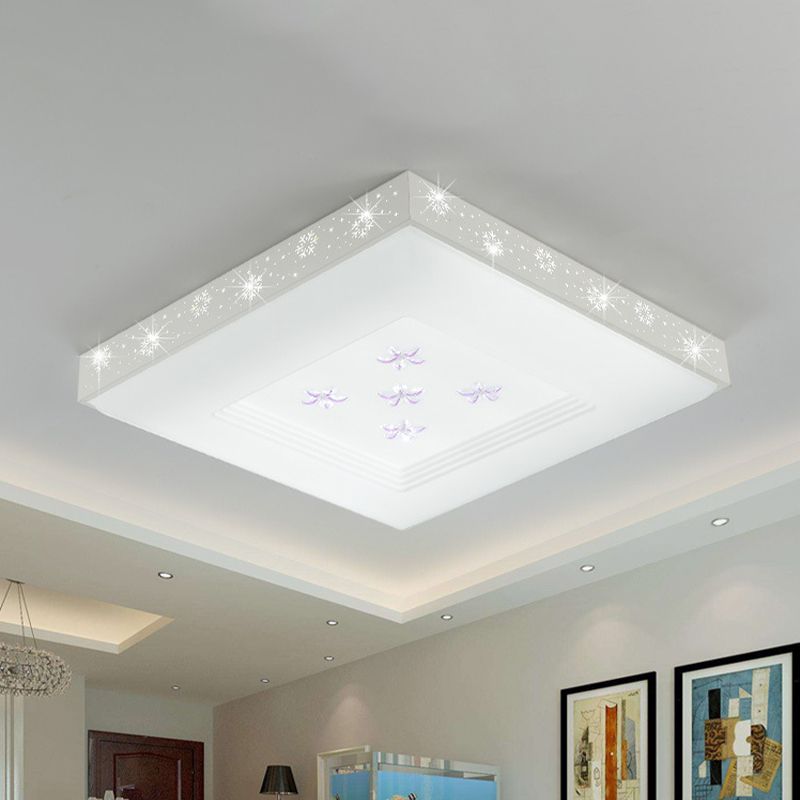 Weiße quadratische Deckenleuchte Modernismus LED Metall Flush Mount in Weiß/Warm/3 Farbe Licht mit Blumenmuster