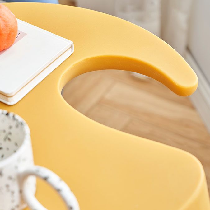Naturally Shaped Accent Side Table Plastic C Side Table Side End Snack Table