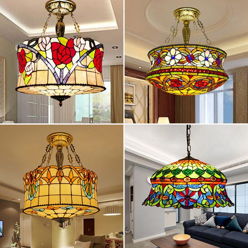 Traditional Shaded Ceiling Light 3 Bulbs Flower Stained Glass Hanging Lamp for Living Room