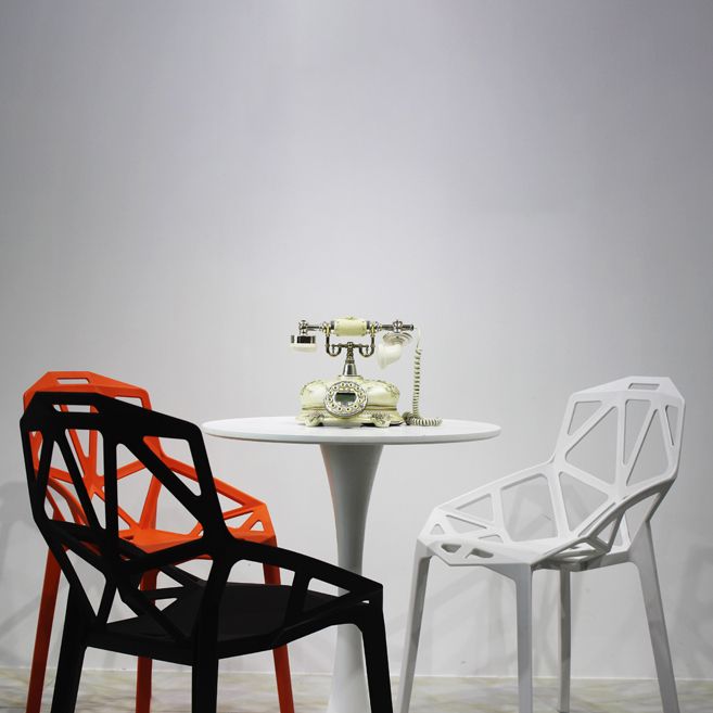 Silla de comedor de estilo moderno, silla auxiliar de plástico con brazo de comedor para cocina (juego de 4)