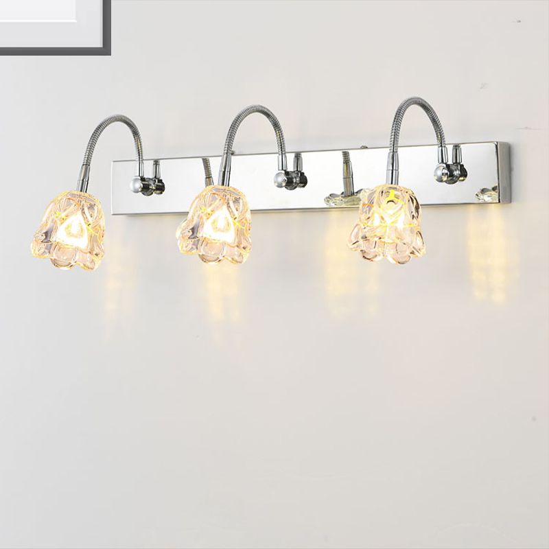 Blütenblättrige Gla -Waschtischleuchte Moderne stilvolle 3 Lichter Silber Finishwandbeleuchtung mit Schwanenhalsarm
