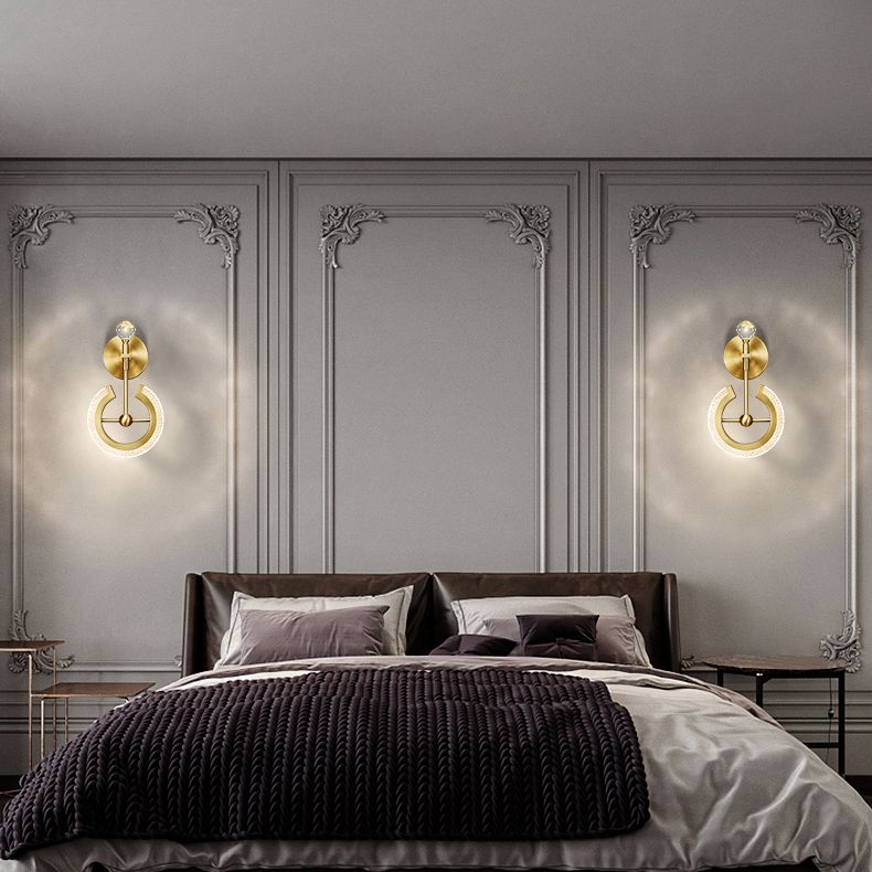 Lámparas de pared de oro contemporáneas Lámpara de montaje de pared acrílico de 1 luces para dormitorio