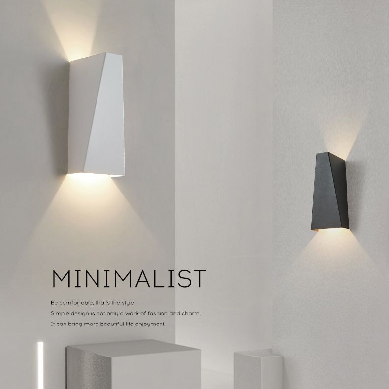 Modern Minimalist Style Geometric Up and Down LED Wall Sconce Metal Wall Light for Stairway