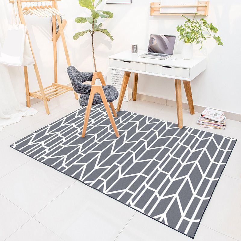 Grey Contrast Stitching Geometric Rug Polyester Modern Indoor Rug Machine Washable Stain Resistant Non-Slip Rug for Bedroom
