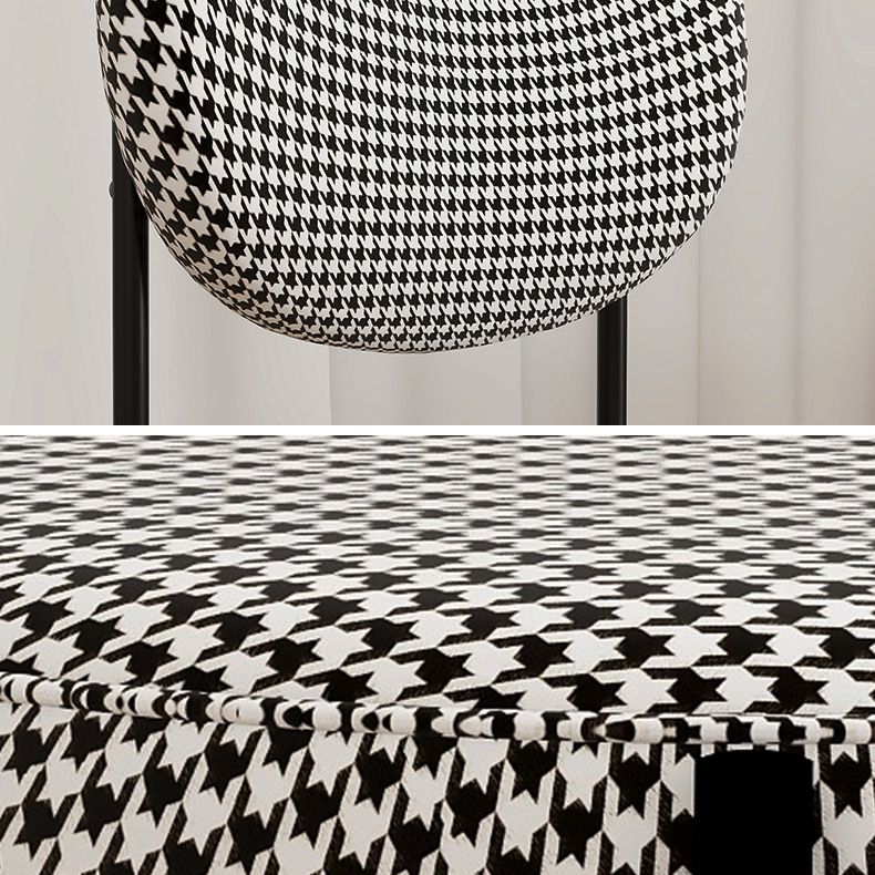 Chaise d'appoint en métal de Style Glam, finition mate, chaise de salle à manger à dossier ouvert pour usage domestique