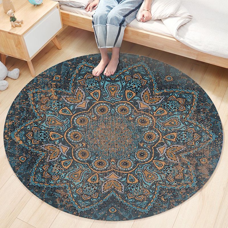 Nostalgisch traditioneel vloerkleed multi-gekleurde bloemen gedrukt tapijt Anti-slip achterste huisdiervriendelijke machine wasbaar tapijt voor slaapkamer