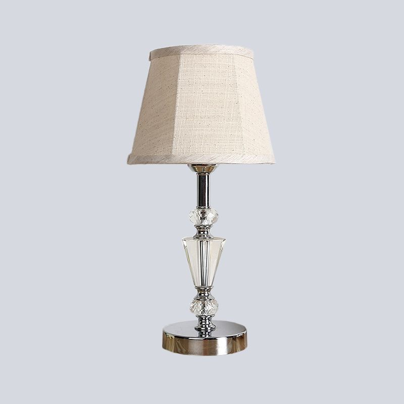 Cono de tela/campana panel Luz modernista 1 cabeza lámpara de escritorio pequeña en rosa/beige para sala de estar