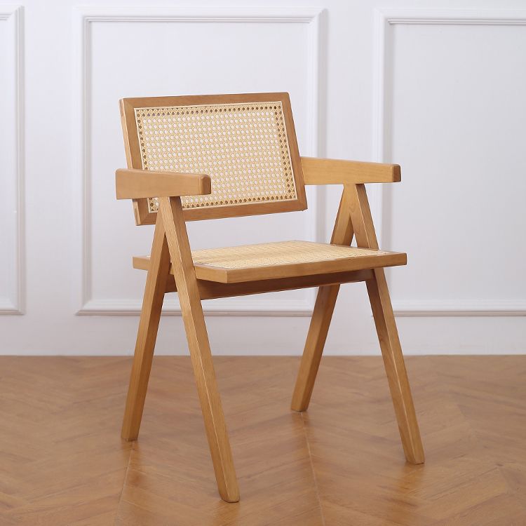 Silla de comedor contemporánea con respaldo abierto de madera maciza con acabado mate