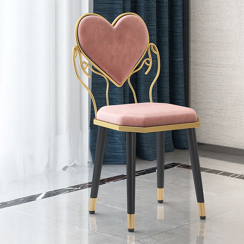 Nordic Style Velvet Dining Chair Metal Dining Chairs for Restaurant Use