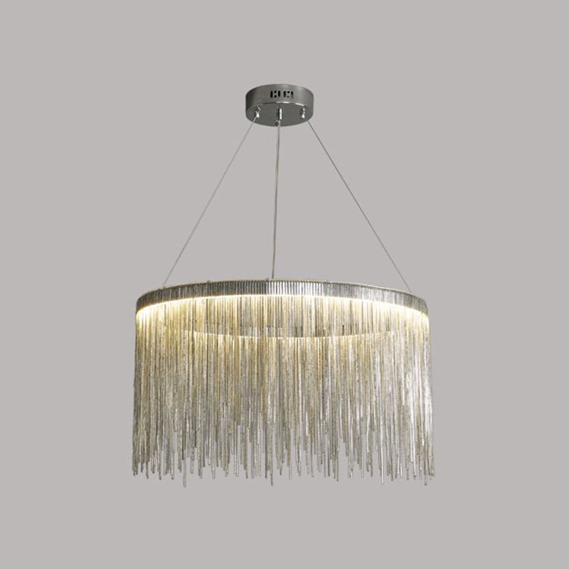 Zilveren lineaire kroonluchter in Noordse karakteristieke stijl LED -hanglampje voor binnenruimtes