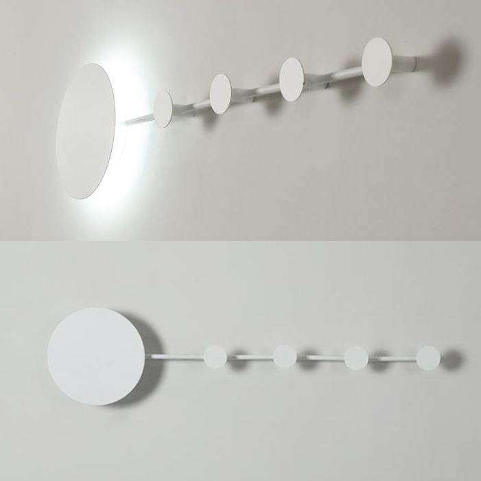 27.5"/39" Wide Black/White Round LED Wall Lamp Simplicity LED Acrylic Sconce Light Fixture in Warm/White Light with Hangers