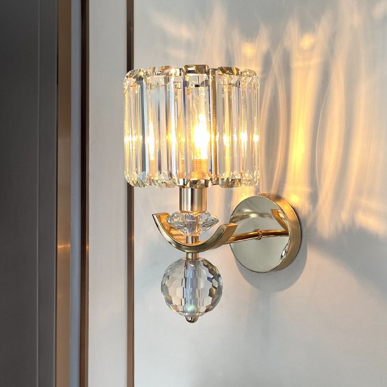 Crystal Gold Wall Lamp in Modern Luxury Style Electroplate Metal Wall Light for Interior Spaces