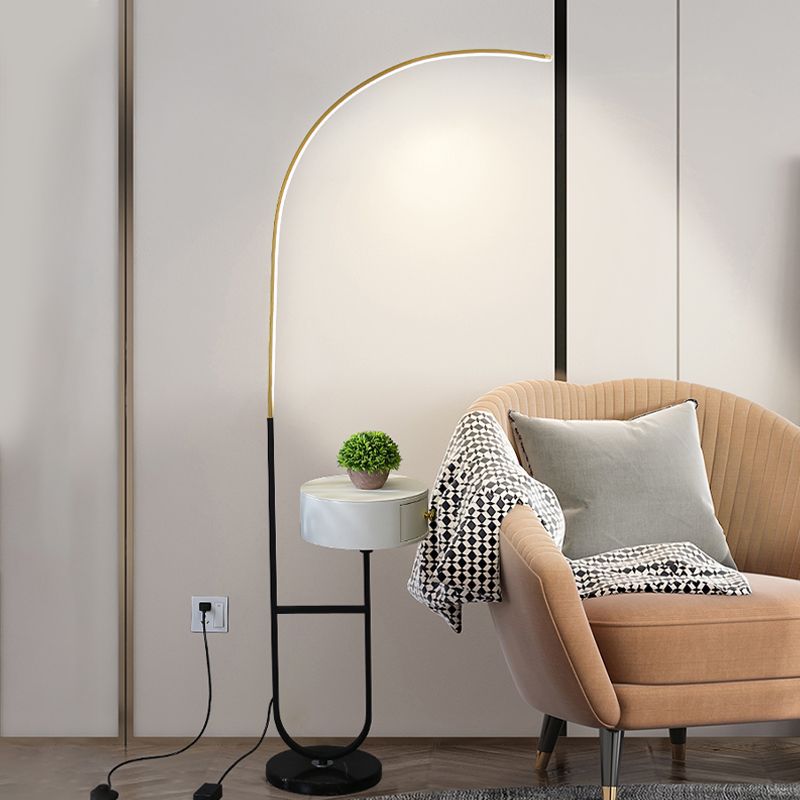 Modern Style Linear Shape Floor Lighting Metal 1 Light Floor Lamp for Living Room