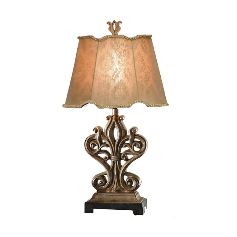 Ruffle-Edged Shade Table Lamp Rustic Style 1 Bulb Guest Room Night Stand Lamp in Brown with Square Pedestal