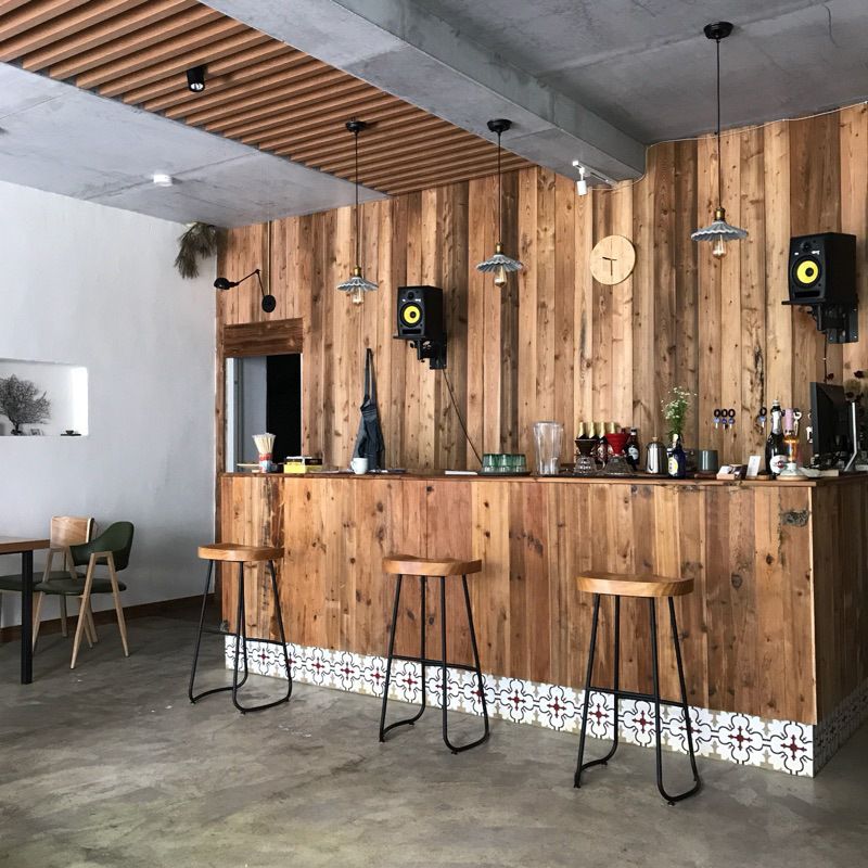 Contemporary Style Counter Stool Solid Wood Saddle Seat Bar Stool with Metal Base