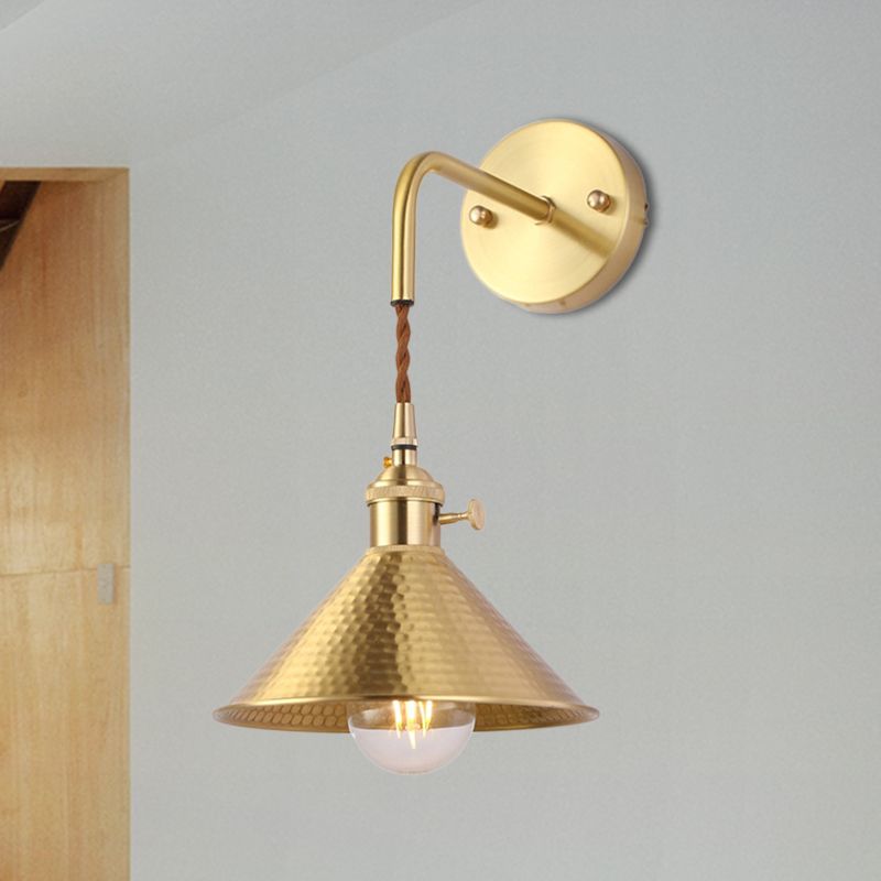 Hammered Cone Metal Wall Lamp Industrial 1 Head Living Room Sconce Light Fixture in Antique Brass/Brushed Brass