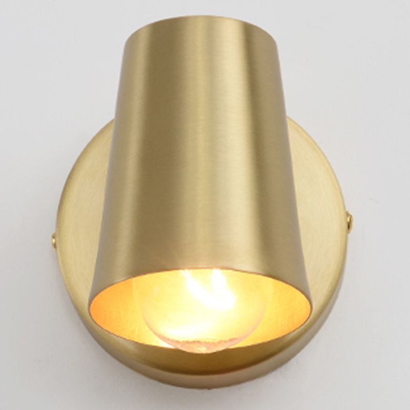 Cono a forma di parete leggera applique in metallo nordico monte da parete da parete lampada in oro