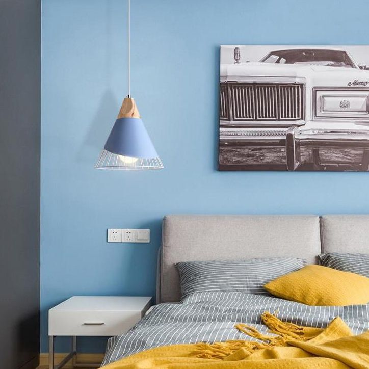 Escalera de dormitorio cónico Lámpara colgante nórdica de metal ligero en azul/verde/amarillo con alambre de hierro