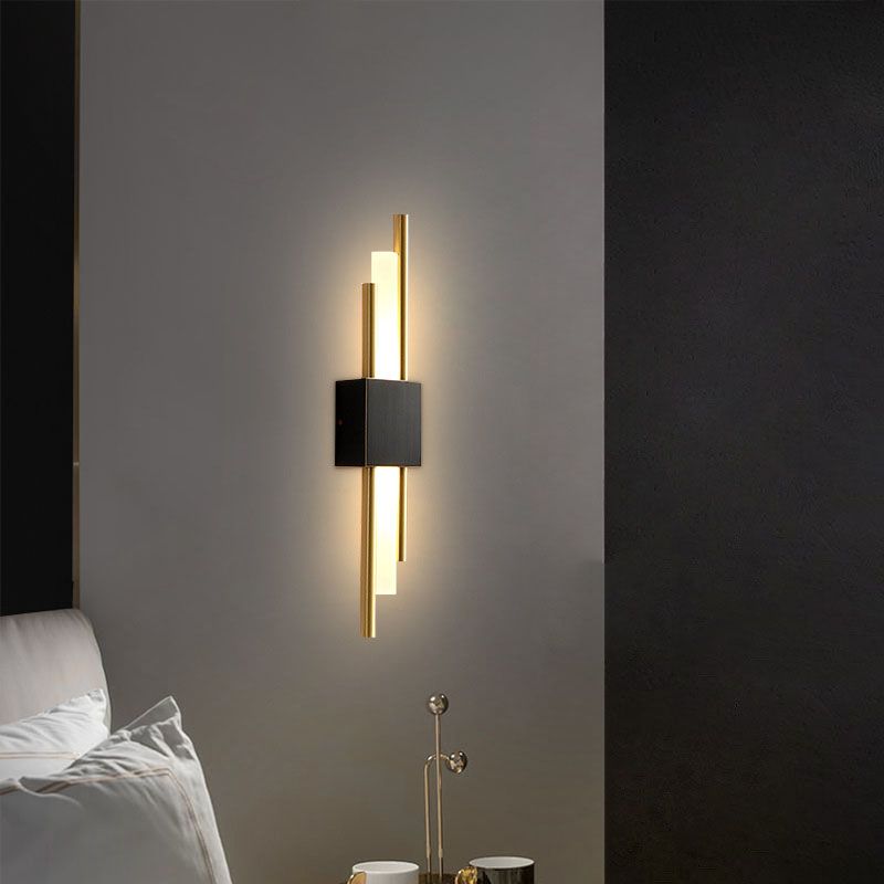 Metal LED Wall Lamp in Modern Luxury Style Linear Wall Light for Interior Spaces