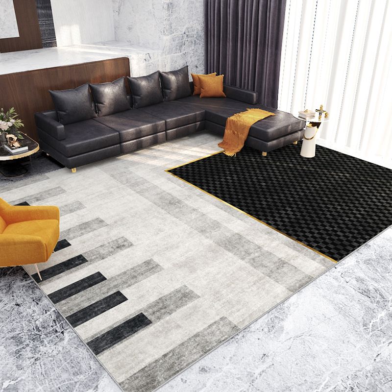 Black Modern Rug Polyester Stripe Rug Non-Slip Backing Rug for Home Decor