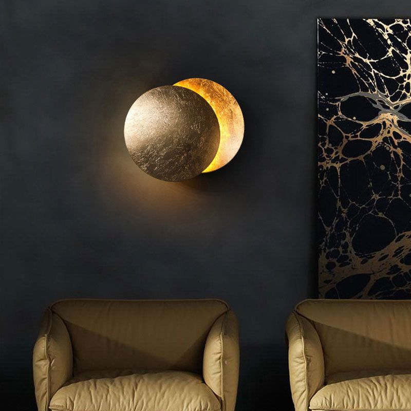 Modern Wall Mount Light 1-Light LED Metal Wall Light with Iron Shade for Bedroom