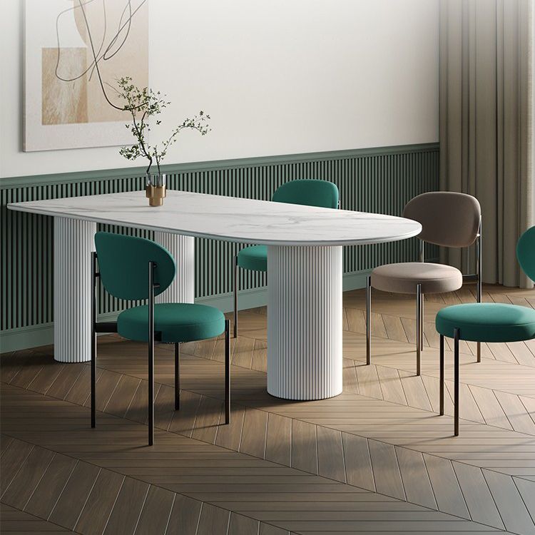 Eigentijdse eettafel Gesinterde stenen eettafel met 3 witte poten om te dineren