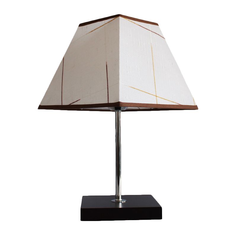 Rustikaler Trapez-Nachttisch-Lampe 1-Licht-Stofftisch Licht in Schwarz für Schlafzimmer