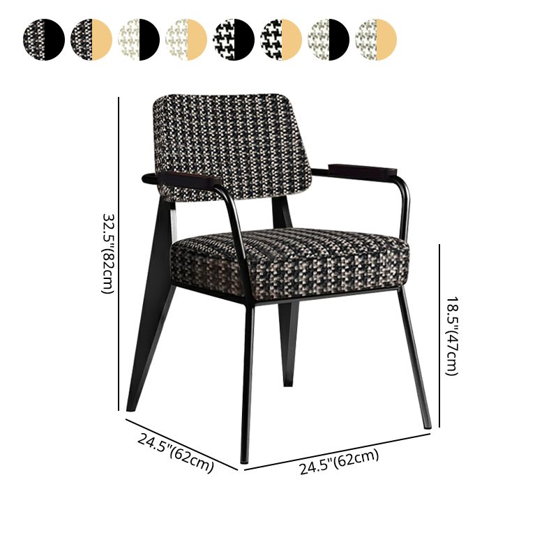 Sillón escandinavo interior Silla de comedor tapizada de metal con respaldo abierto