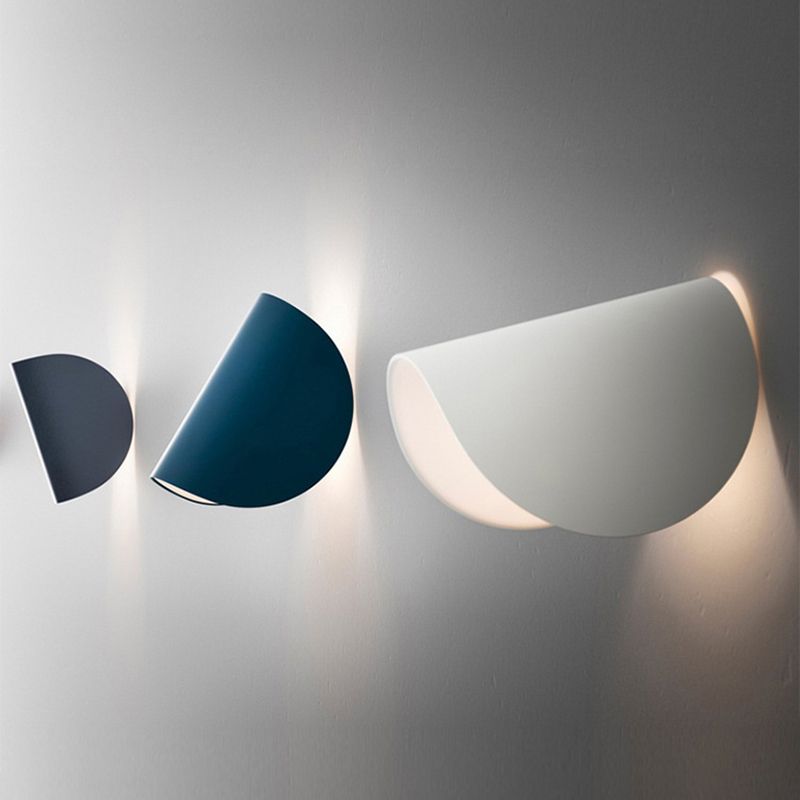 Nordic Style Metal Wall Light Arc Shape Rotatable Wall Lamp for Living Room