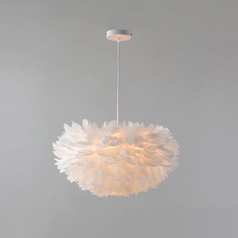 Schattierte hängende Deckenleuchte Minimalismus Feder Schlafzimmer Kronleuchter Anhänger Licht in Weiß
