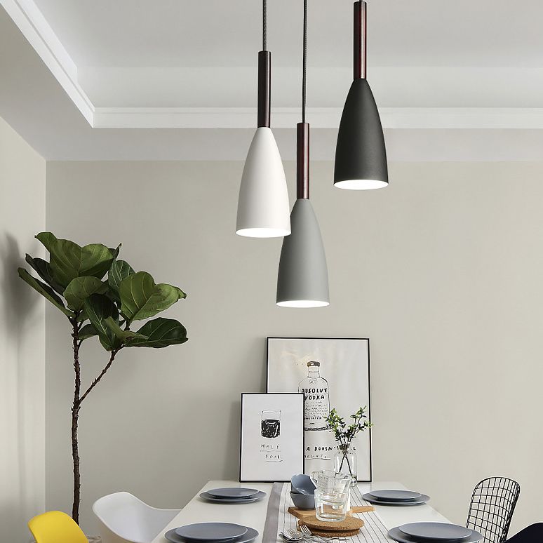 Ultra-moderne sich verjüngte Anhänger-Beleuchtungskörper metallische Hanglampe mit Hangschnur für das Restaurant