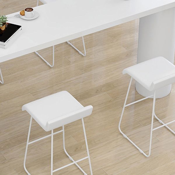 Industrial Style Bar Table Set 1/2/5 Pieces Wood Bar Table with Metal Stools