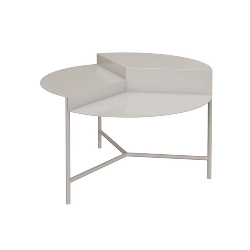 Iron Cocktail Table with 3 Metal Legs and Round Top,Mid-Century Modern