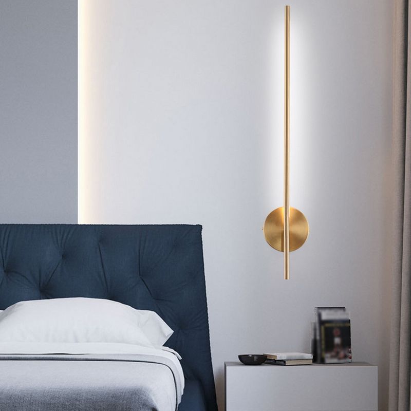 Linear Shade Metal Wall Sconce Modern Style Single Light Wall Lighting Fixtures in Brass