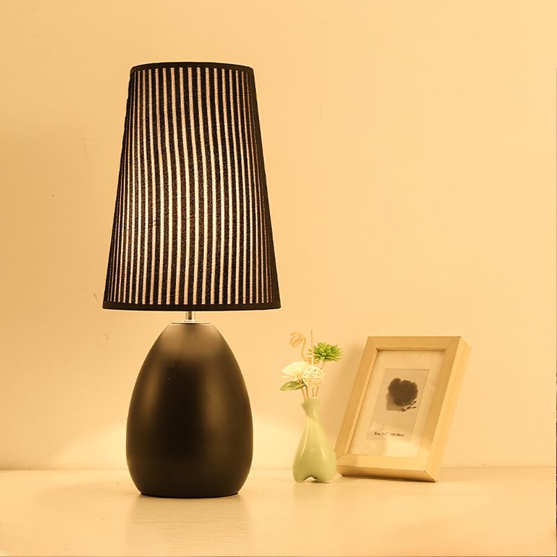 Teardrop Metal Desk Light Modern 1 Head Black Night Table Lamp with Fabric Shade
