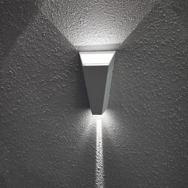 Lampe murale en métal géométrique simplicité moderne à 2 lumières extérieures, application murale imperméable pour le balcon de jardin