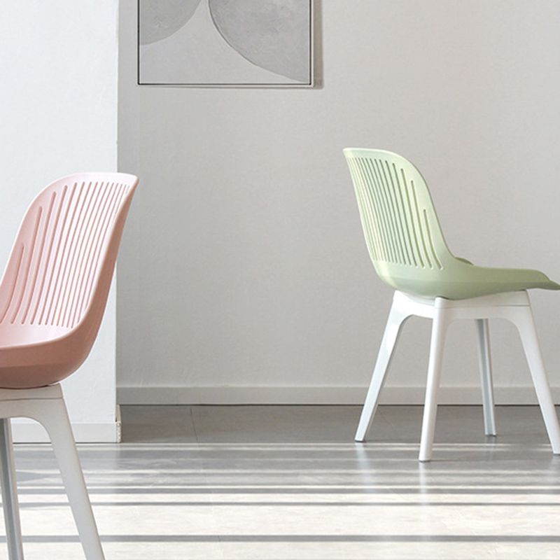 Nordic Style Armless Side Chairs Plastic Chairs with Plastic Legs for Home Use