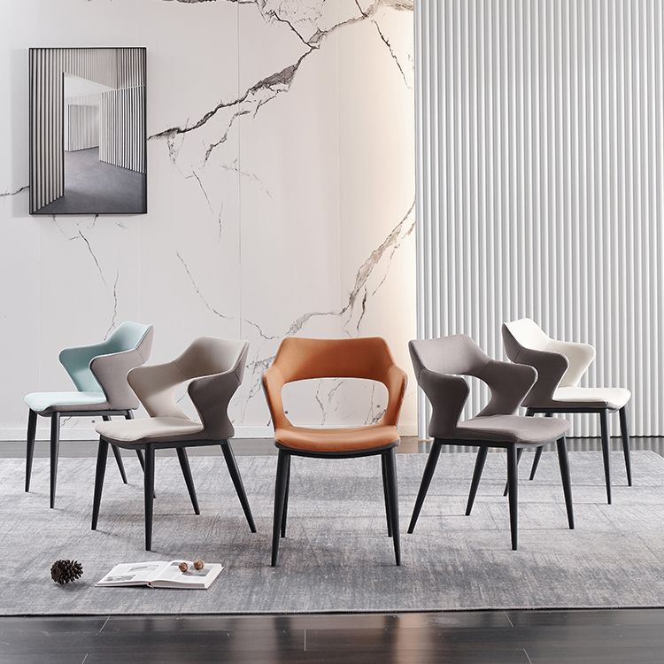 Fauteuil contemporain en simili cuir, finition mate, chaise de salle à manger à dossier ouvert