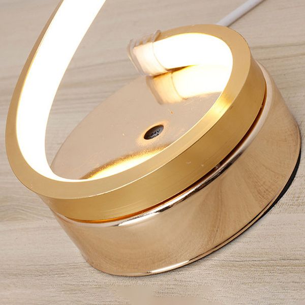 Eenvoudstijl tafel licht metalen slaapkamer led nachttafel lamp
