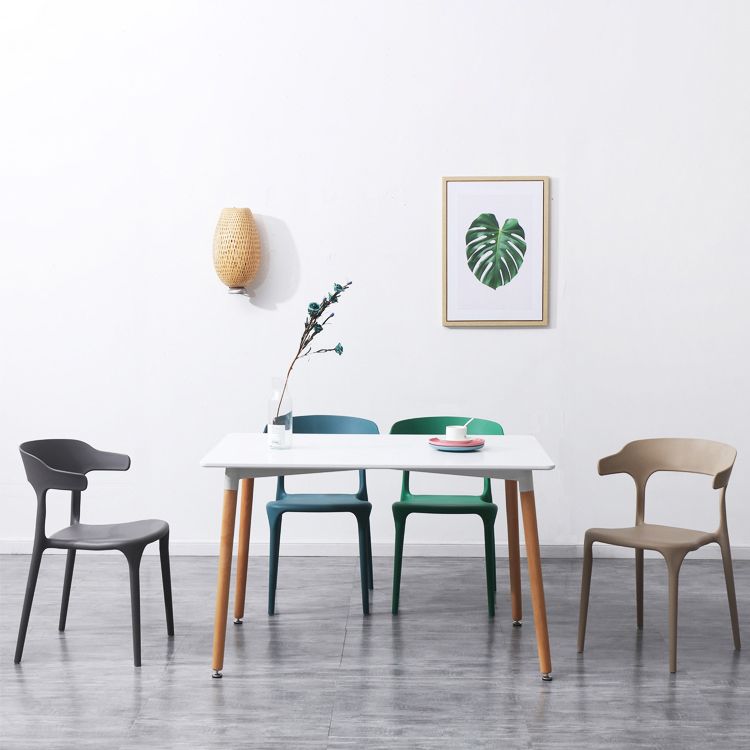 Fauteuils de salle à manger en plastique, fauteuils empilables à dos ouvert de cuisine d'intérieur