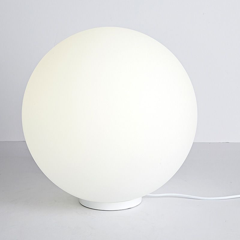 Global White Glass Table Light Minimalist Neuheit 1 Kopf Nachttisch Lampe