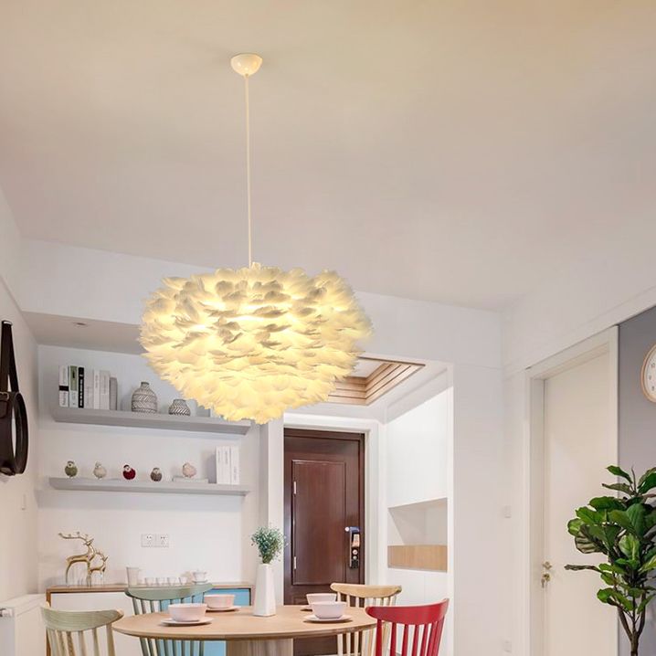 Lampada a sospensione piuma in stile moderno nordico a forma di piuma piuma lampada lampadario appeso per camera da letto