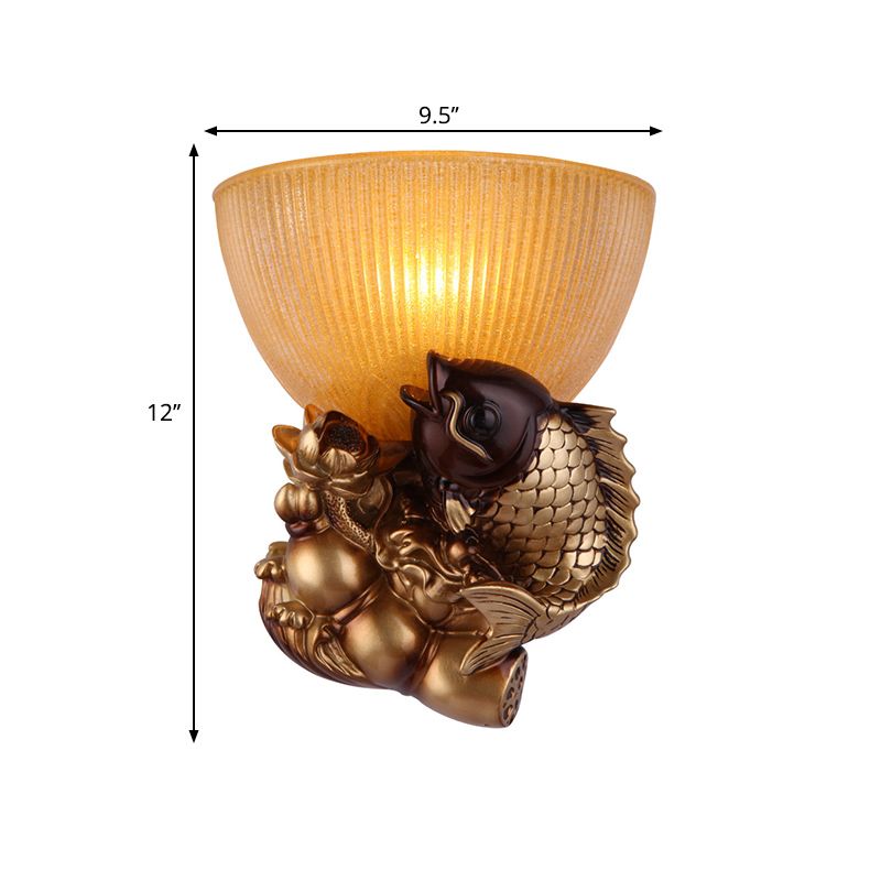 Gold Fish Wall Mount Lighting Lodge Style Resin 1 Bulbo Dedomed Dededmpl Donce con tazón de vidrio acanalado amarillo
