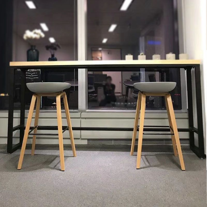 Scandinavian Plastic Counter Stool Low Back Armless Bar Stool with Footrest