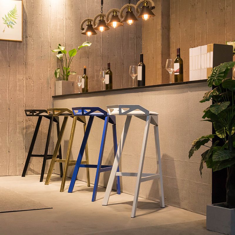 Modern Stackable Backrest Counter Stool Iron Cafe Bar Stool with Cushion and Pedal