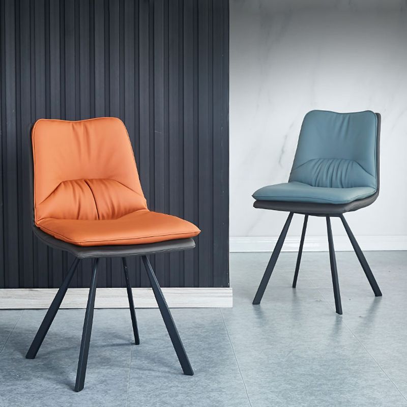 Chaise latérale de restaurant contemporaine en cuir PU, finition mate Parsons, chaise de salle à manger