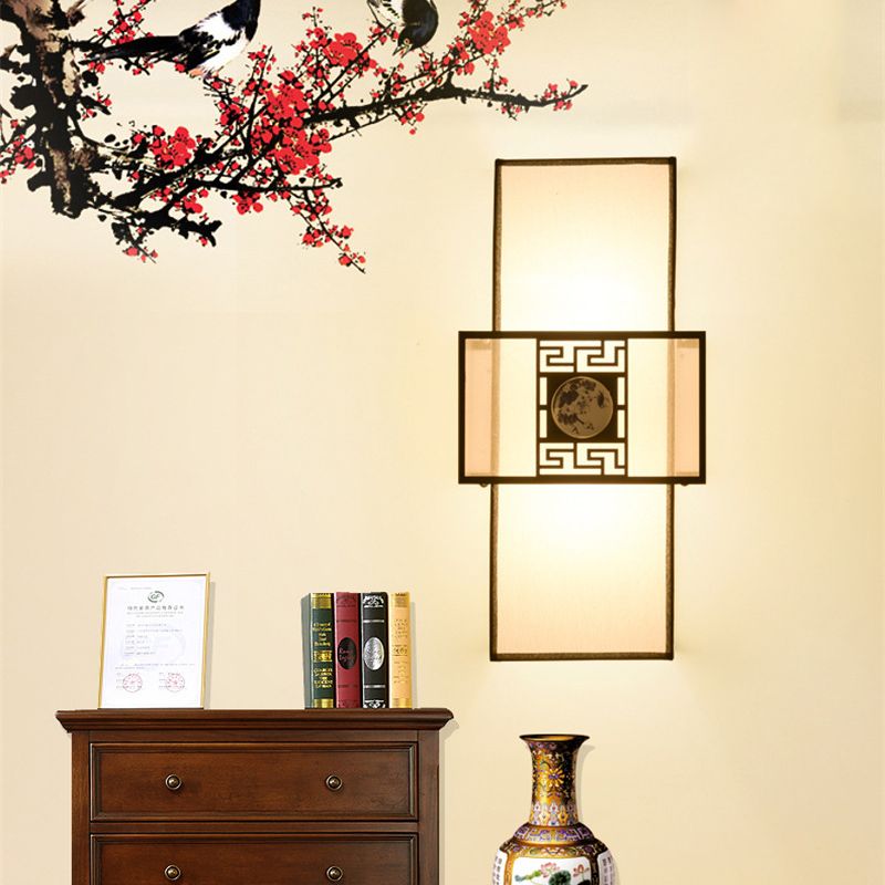 Lámpara de montaje de pared rectangular de tela 1 Luz de luz de luz de luz lámpara de luz en blanco con marco de metal