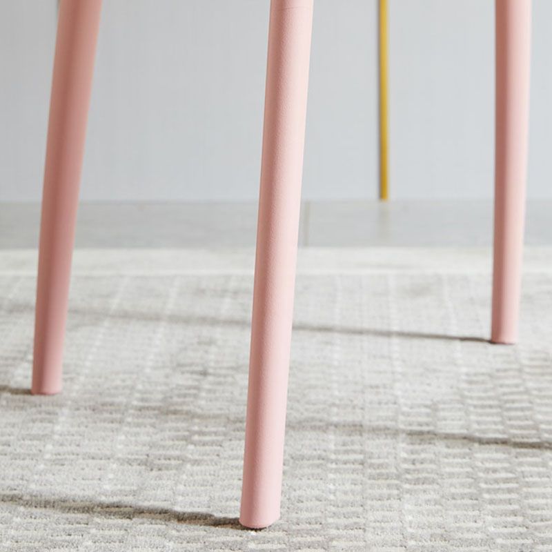 Sillas apilables modernas que cenan la silla sin brazos con las piernas plásticas para la cocina