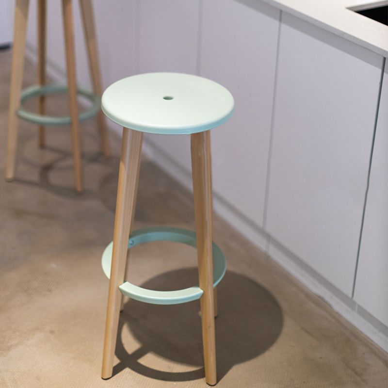 Taburetes de mostrador de madera simples contemporáneos asientos circulares de barbas de interior